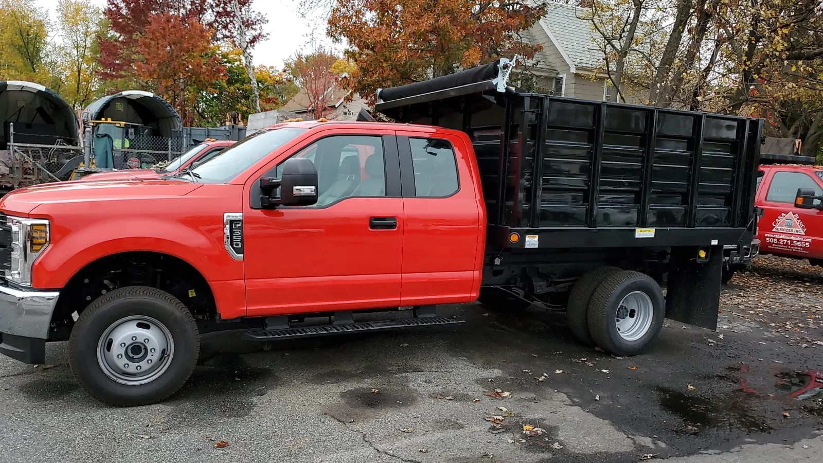 Casablanca Services Ford F-350 dump truck